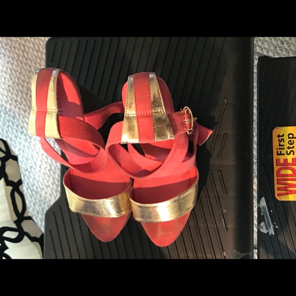 Pinkies🧚🏽‍♀️🧚🏽‍♀️ - Picture 2 of 4